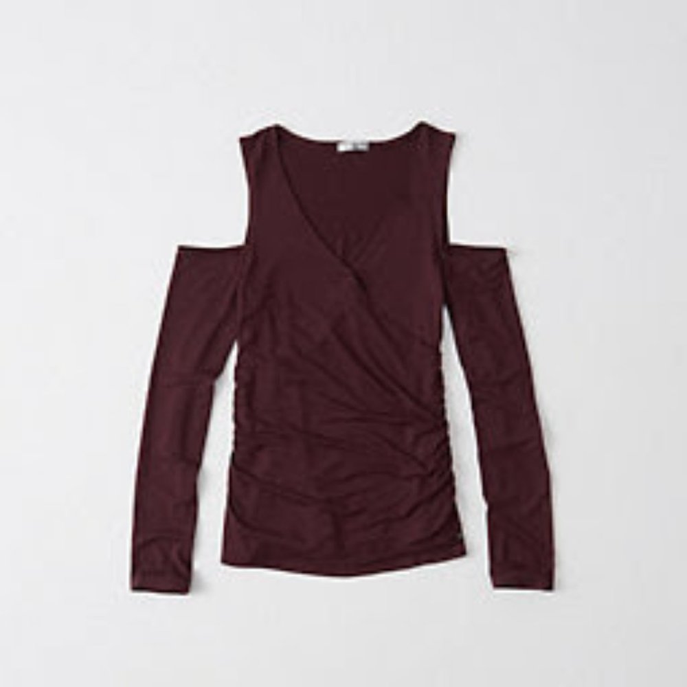 ABERCROMBIE Cold Shoulder Top